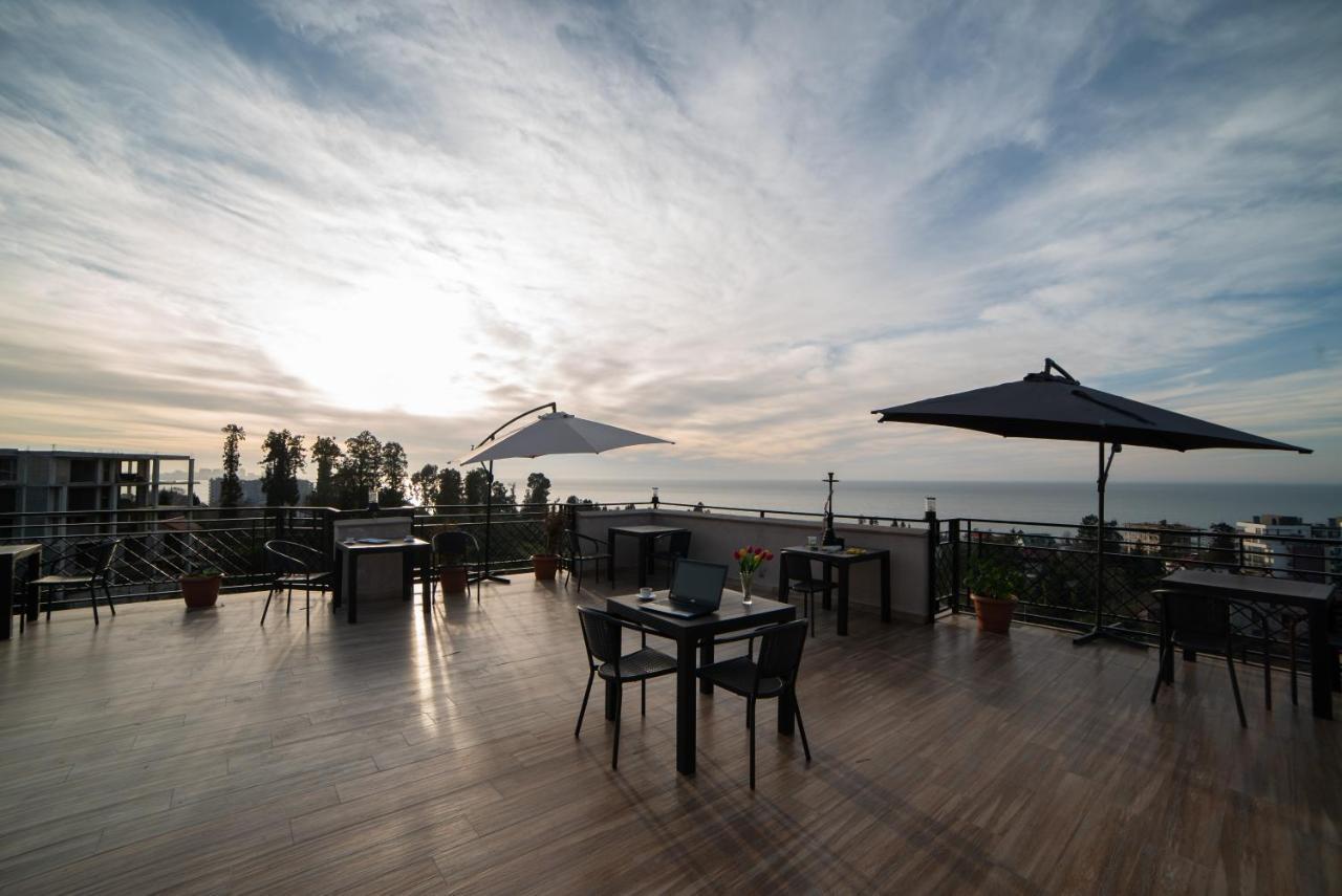 Green Yard Hotel Batumi Luaran gambar