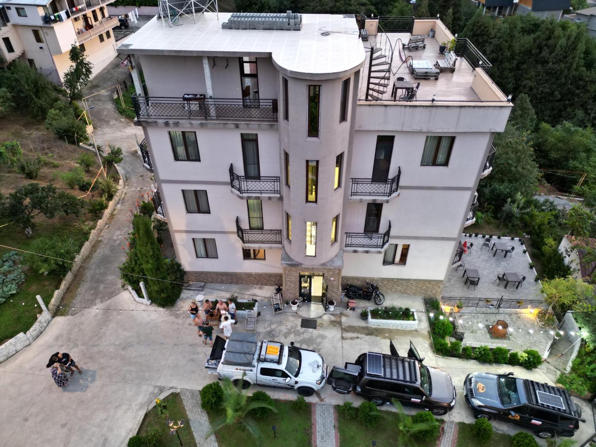 Green Yard Hotel Batumi Luaran gambar