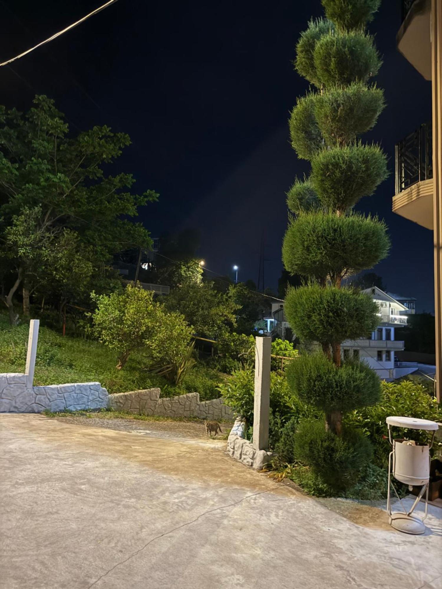 Green Yard Hotel Batumi Luaran gambar